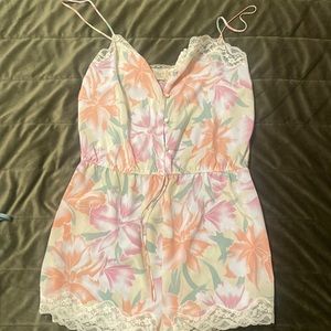 Victoria’s Secret vintage night romper lace floral snap closure short Gold Label
